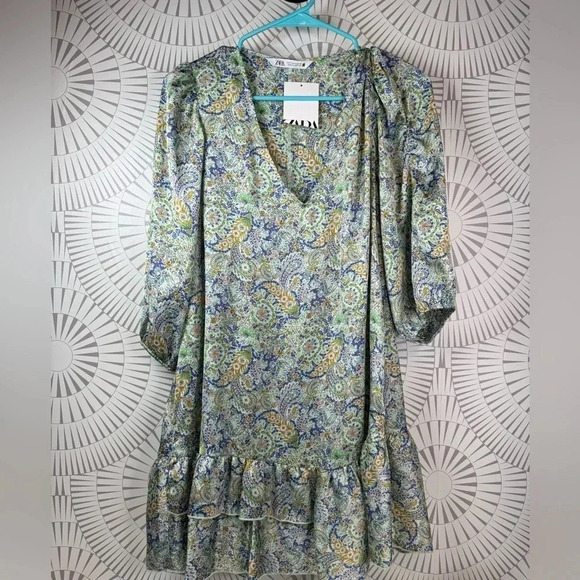 Zara Dresses & Skirts - Zara NWT Womens Satin Dress V Neck Mini Size Small‎